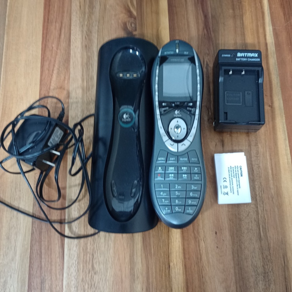 Logitech Harmony 880 Universal Remote Control‎ Cradle Dock Battery & Charger
